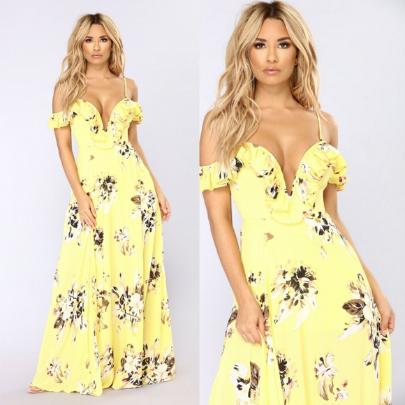 Fashion Nova Dresses & Skirts - NWOT -Fashion Nova Yellow Floral Maxi🌼🌻